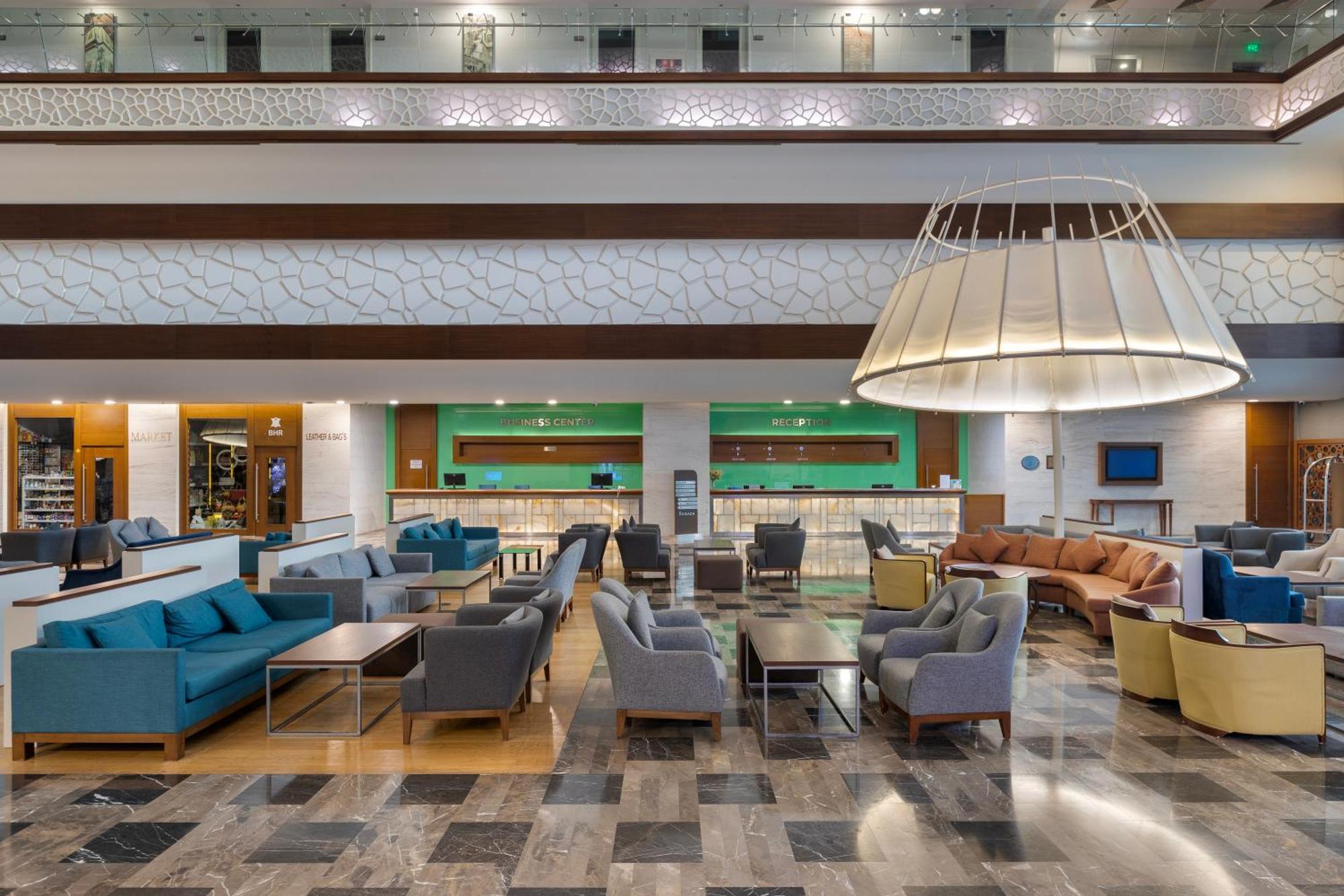 Ramada Plaza Antalya Hotel Ngoại thất bức ảnh The lounge at the airport