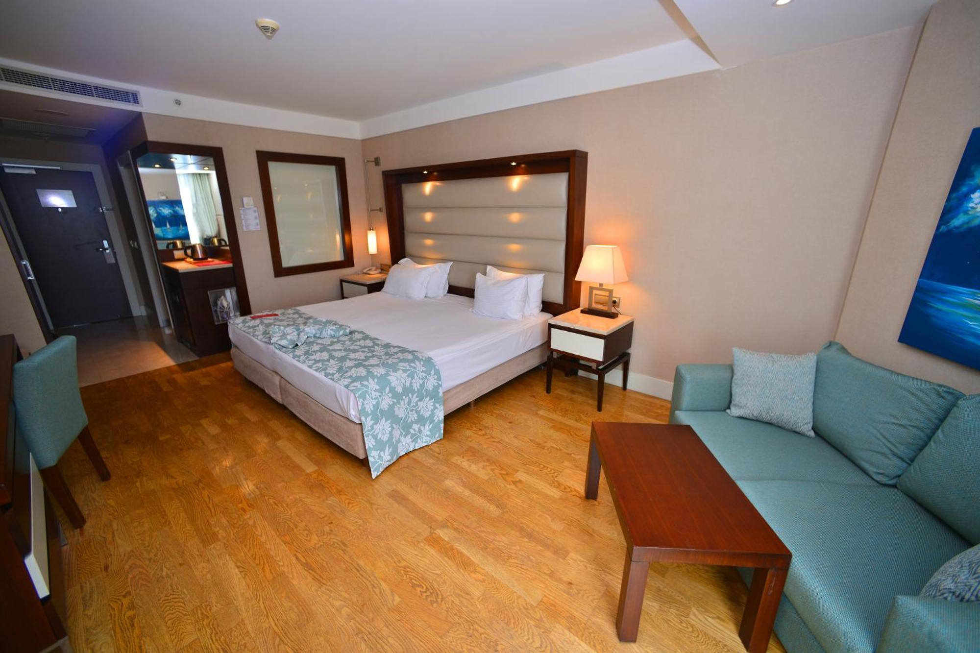 Ramada Plaza Antalya Hotel Ngoại thất bức ảnh