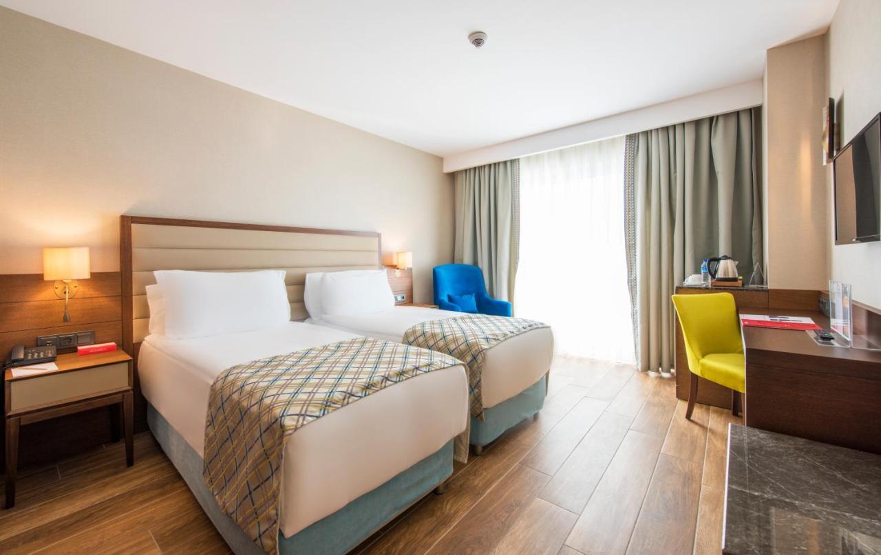 Ramada Plaza Antalya Hotel Ngoại thất bức ảnh